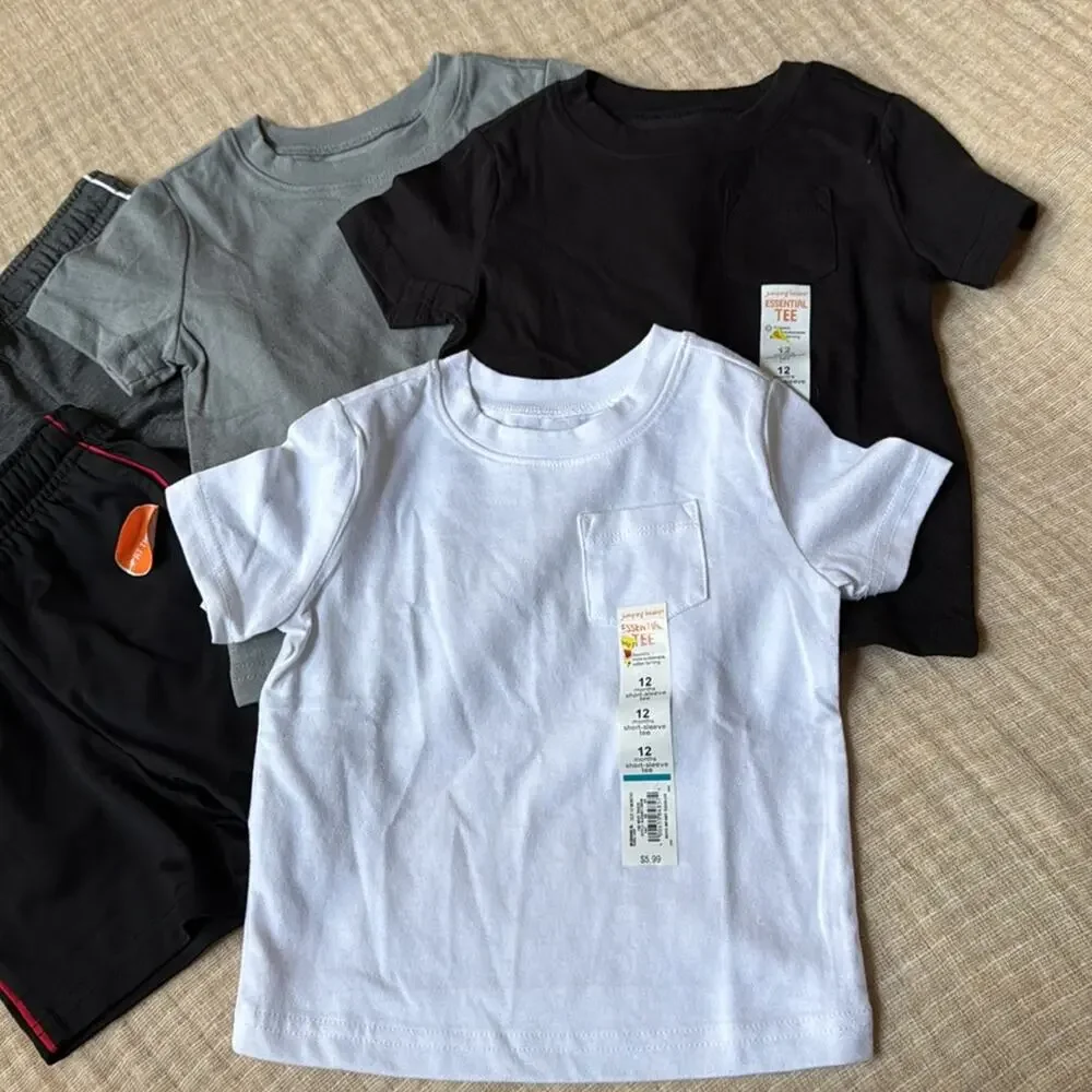 Set of 3 tee shirts and 3 shorts‎